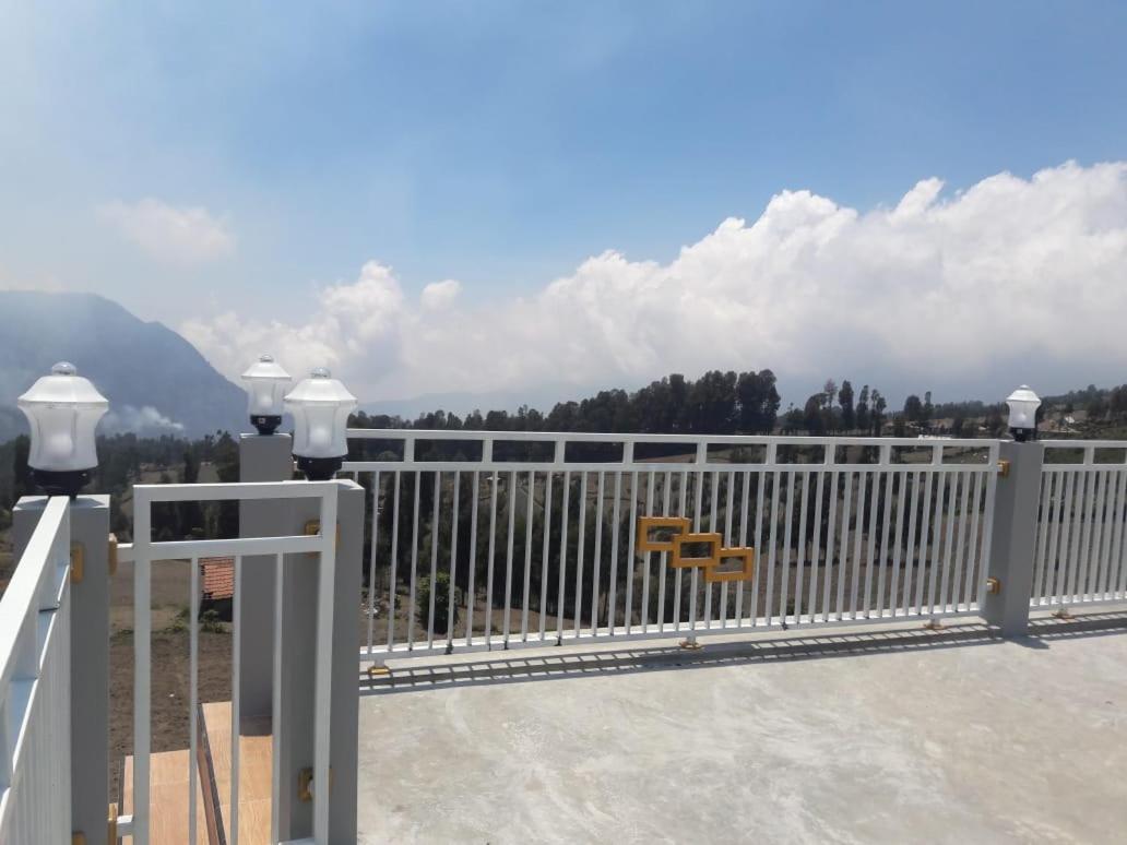Bromo Otix Guest House Szoba fotó