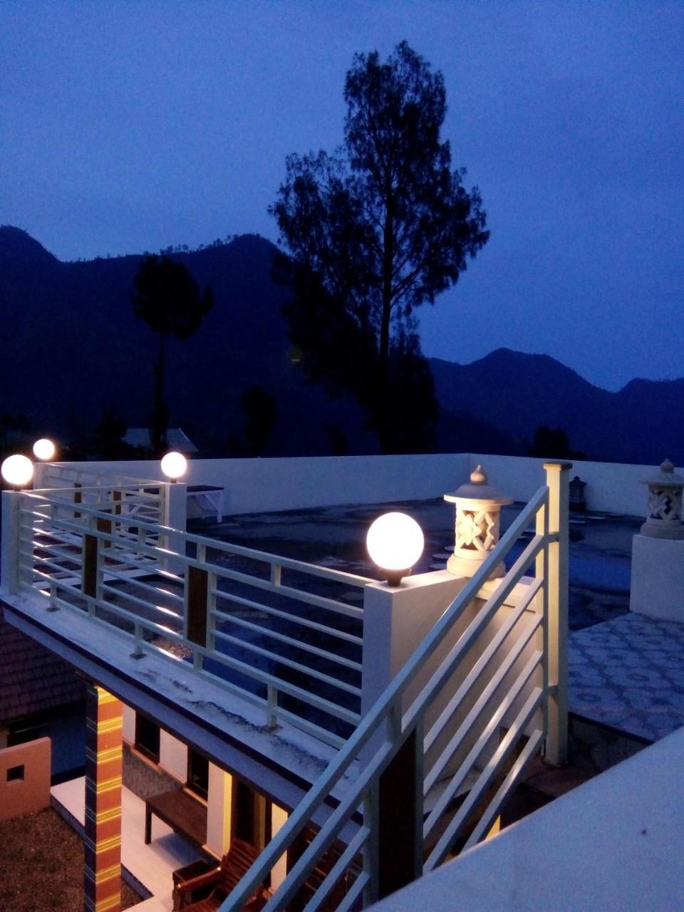 Bromo Otix Guest House Kültér fotó